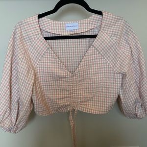 Cropped Pink Gingham Blouse with Puffy Sleeves